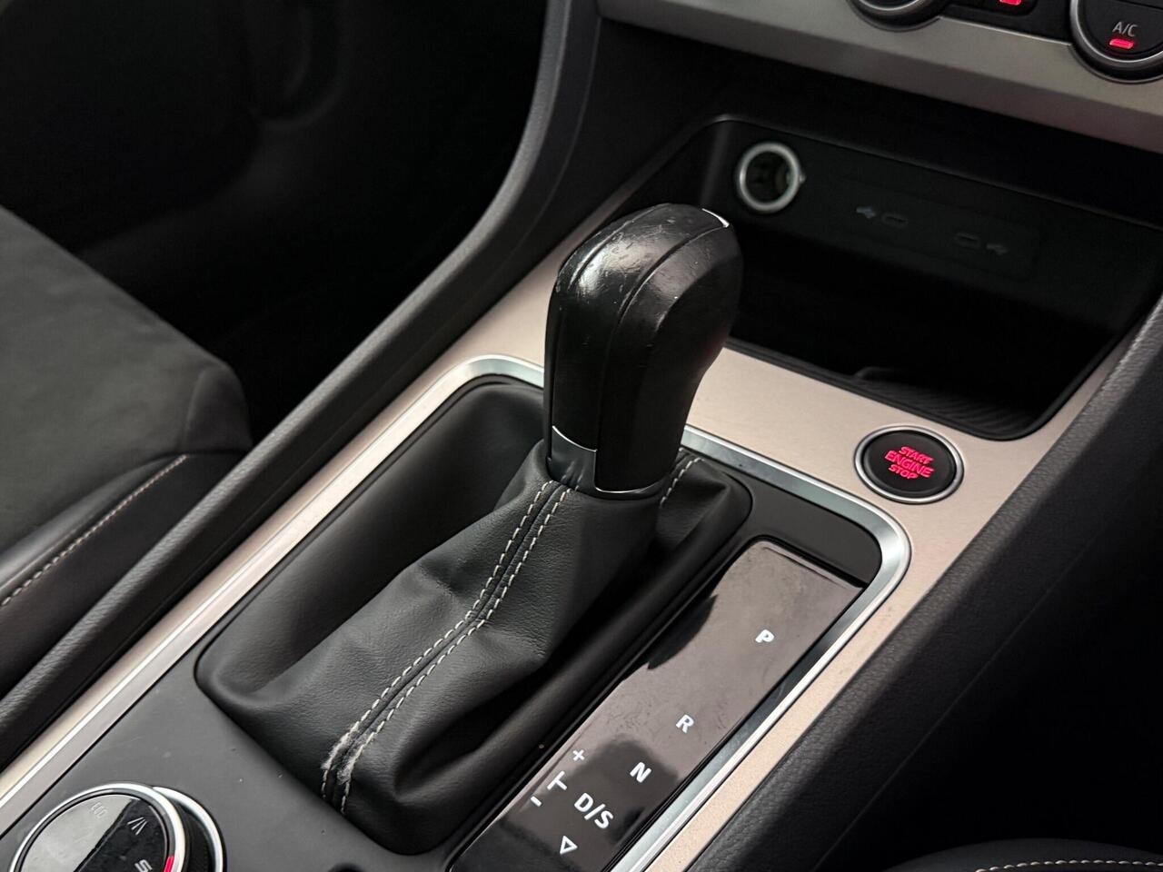 SEAT Ateca thumbnail Interior Front