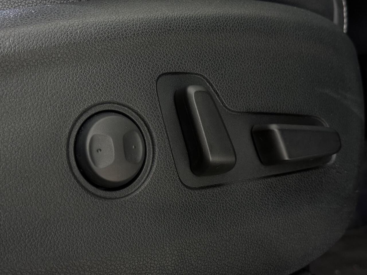 Kia Sportage thumbnail Misc Controls