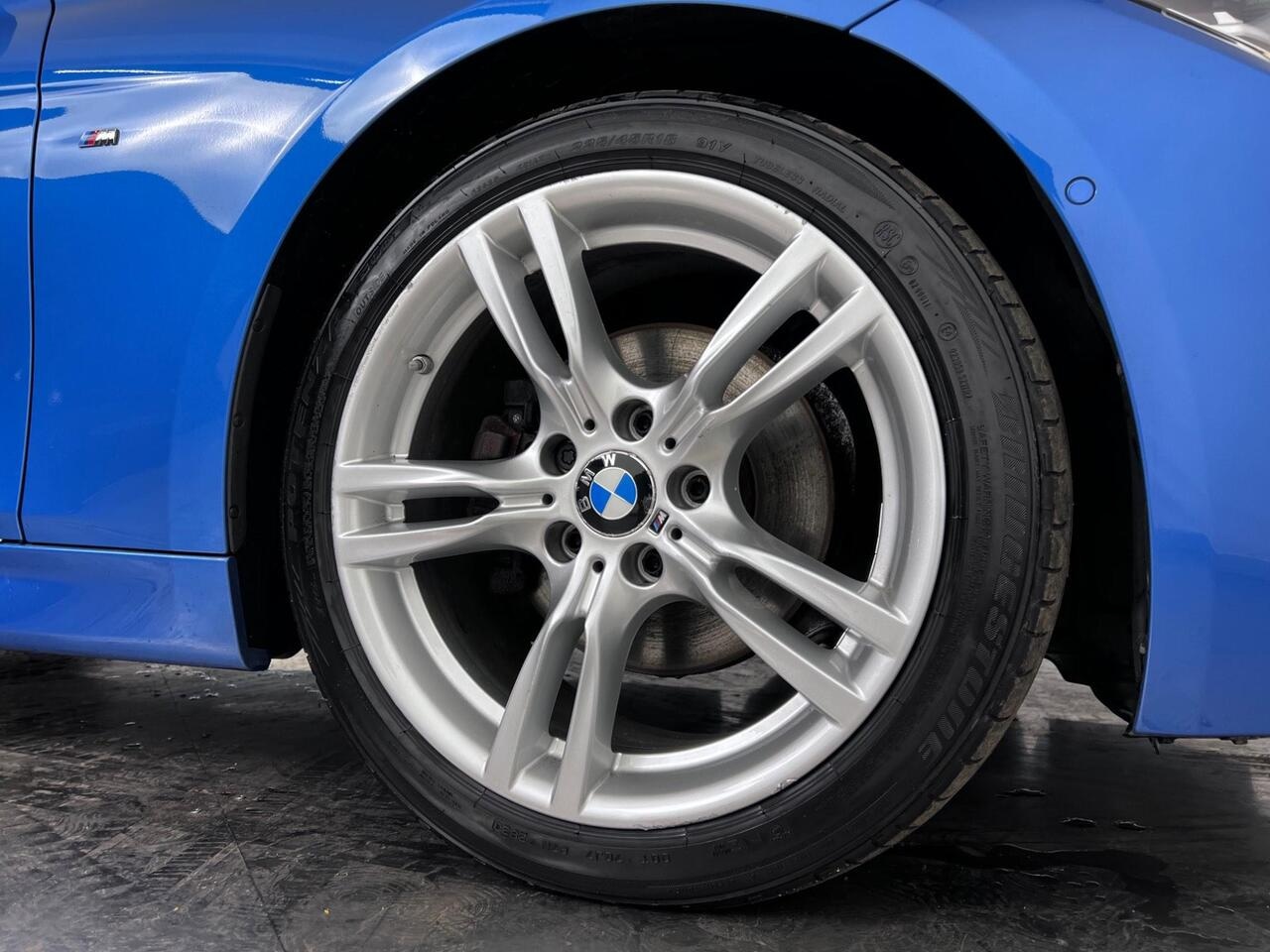 BMW 3 Series thumbnail Wheel