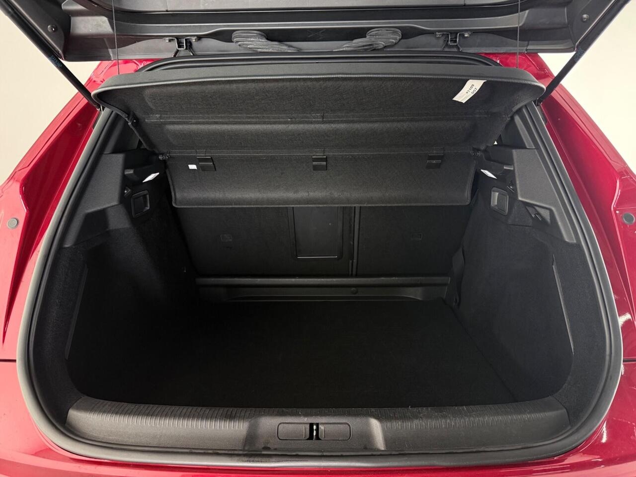 DS AUTOMOBILES DS 7 CROSSBACK thumbnail Boot