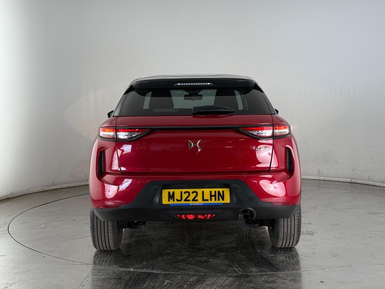 DS AUTOMOBILES DS 3 CROSSBACK thumbnail Rear