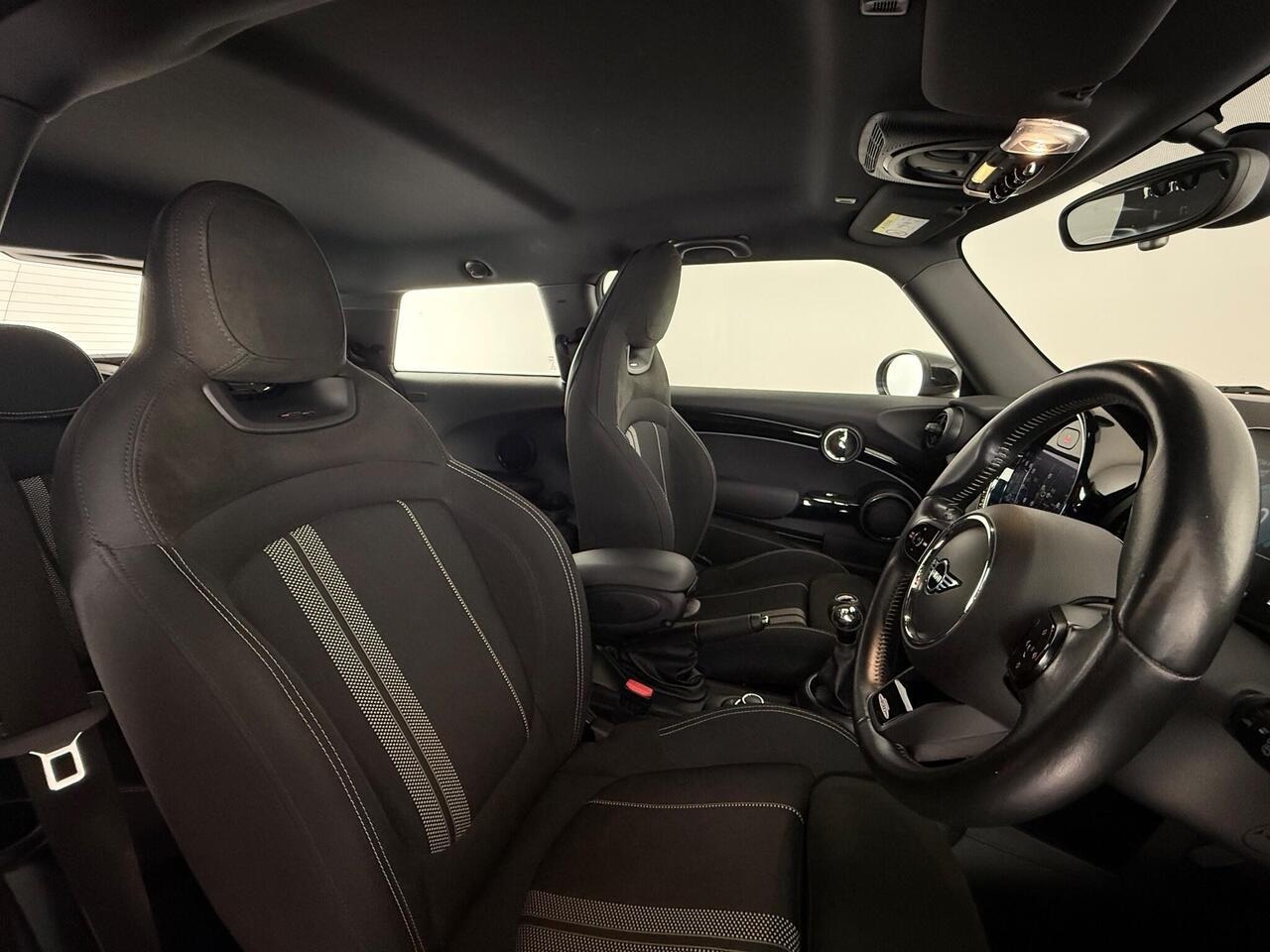 MINI Hatch thumbnail Seat Driver