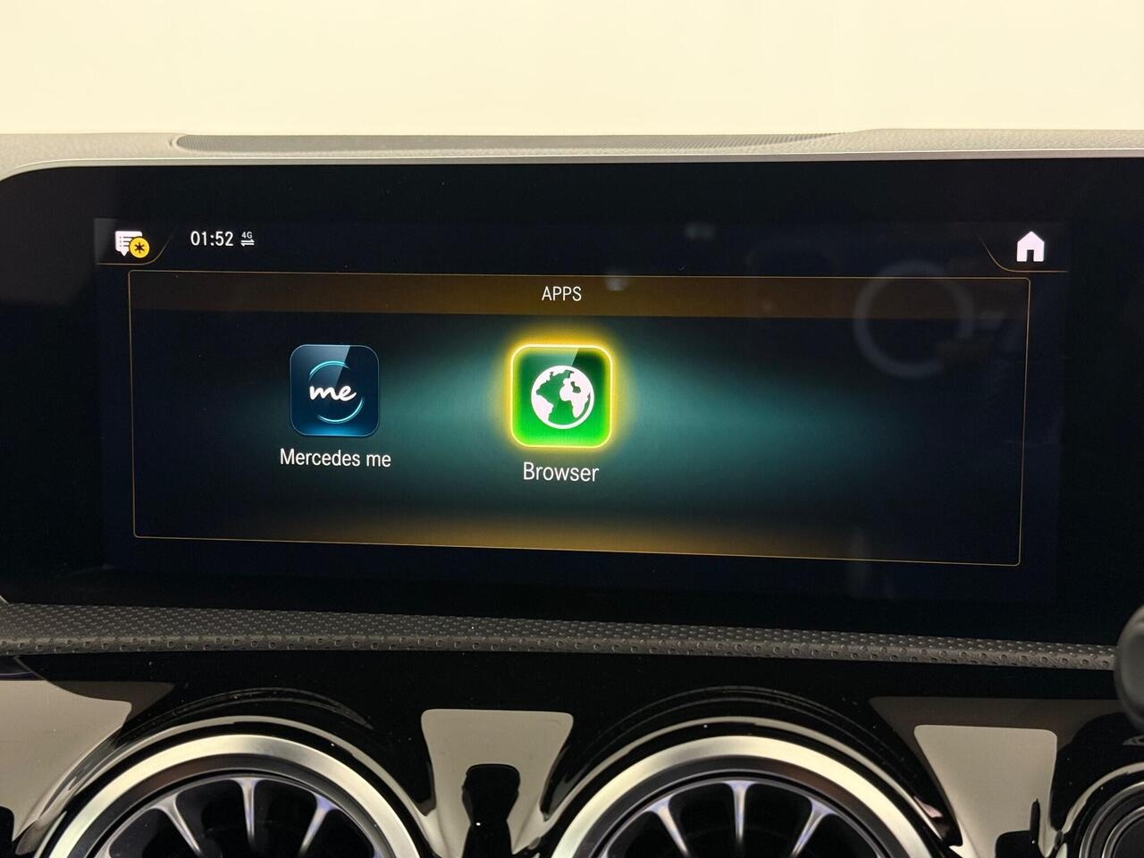 Mercedes-Benz A Class thumbnail Infotainment System
