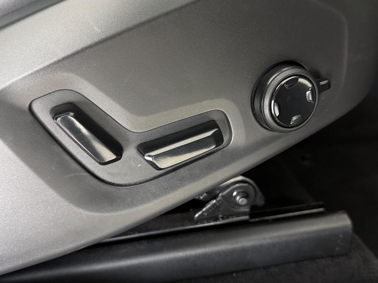 Volvo XC60 thumbnail Misc Controls
