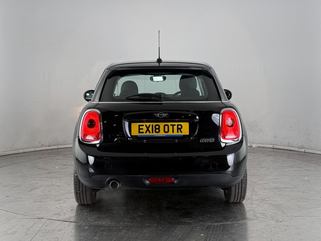 MINI Hatch thumbnail Rear