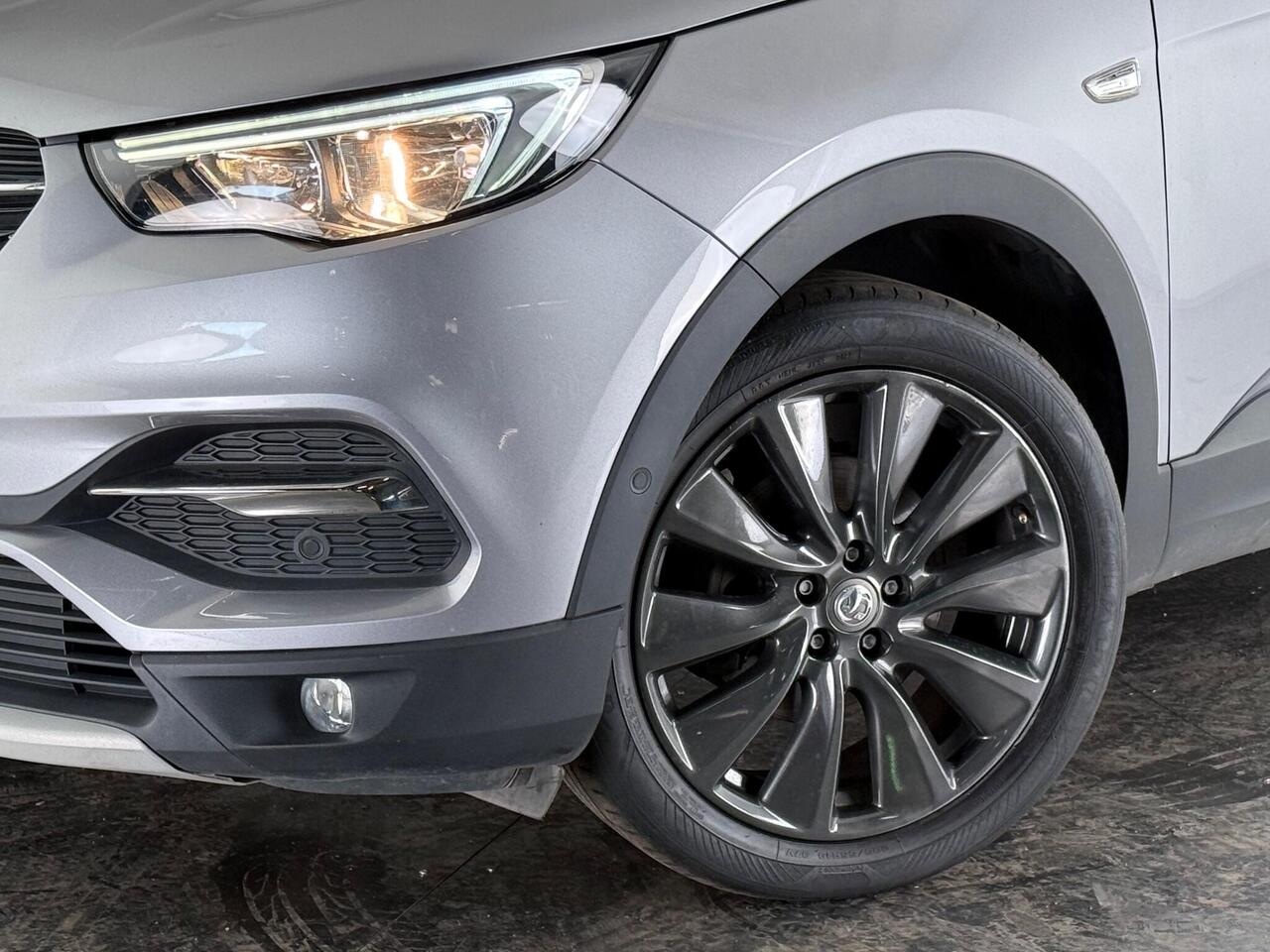 Vauxhall Grandland X thumbnail Wheel