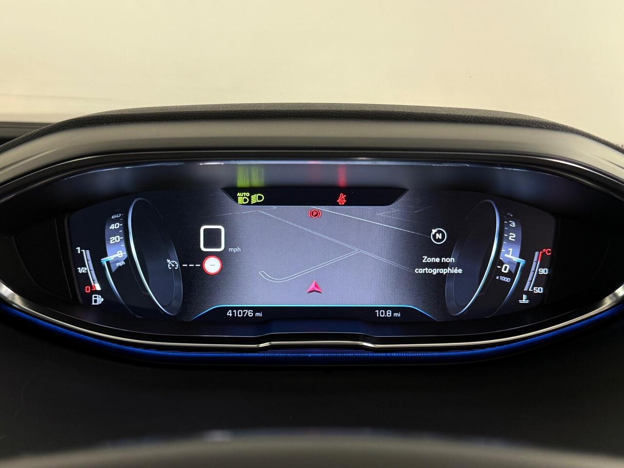 Peugeot 3008 thumbnail Driver Instruments