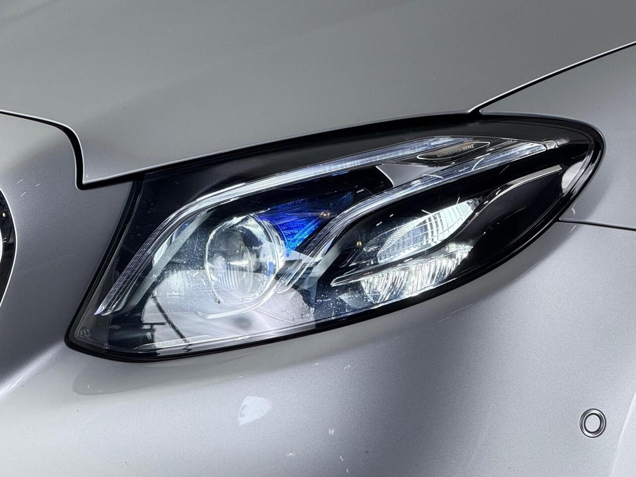 Mercedes-Benz E Class thumbnail Lights Front