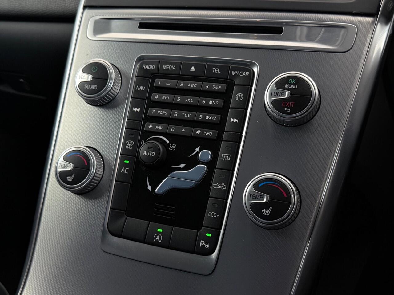 Volvo XC60 thumbnail Misc Controls