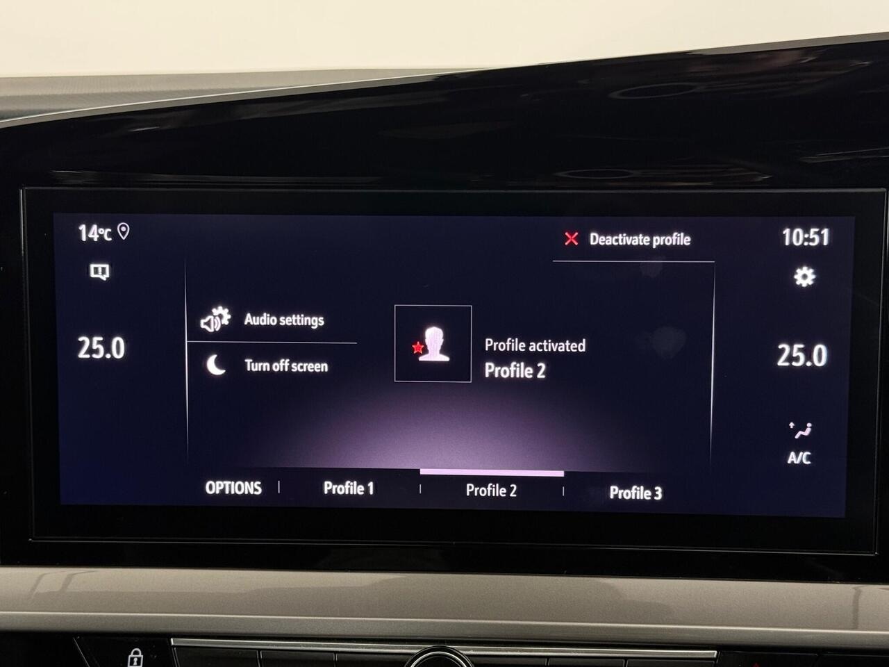 Vauxhall Mokka thumbnail Infotainment System