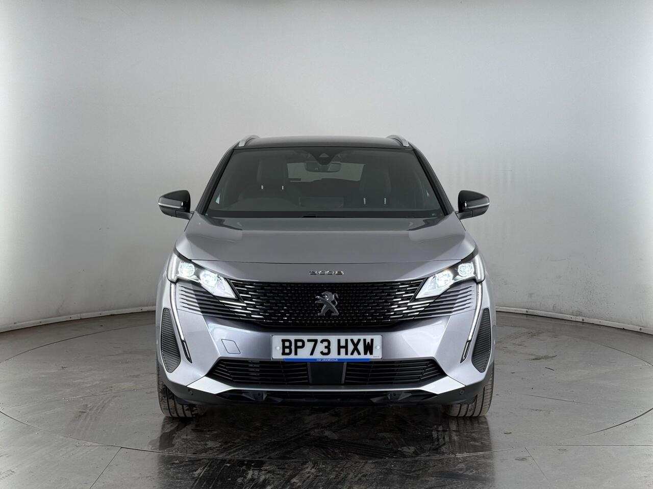 Peugeot 3008 thumbnail Front