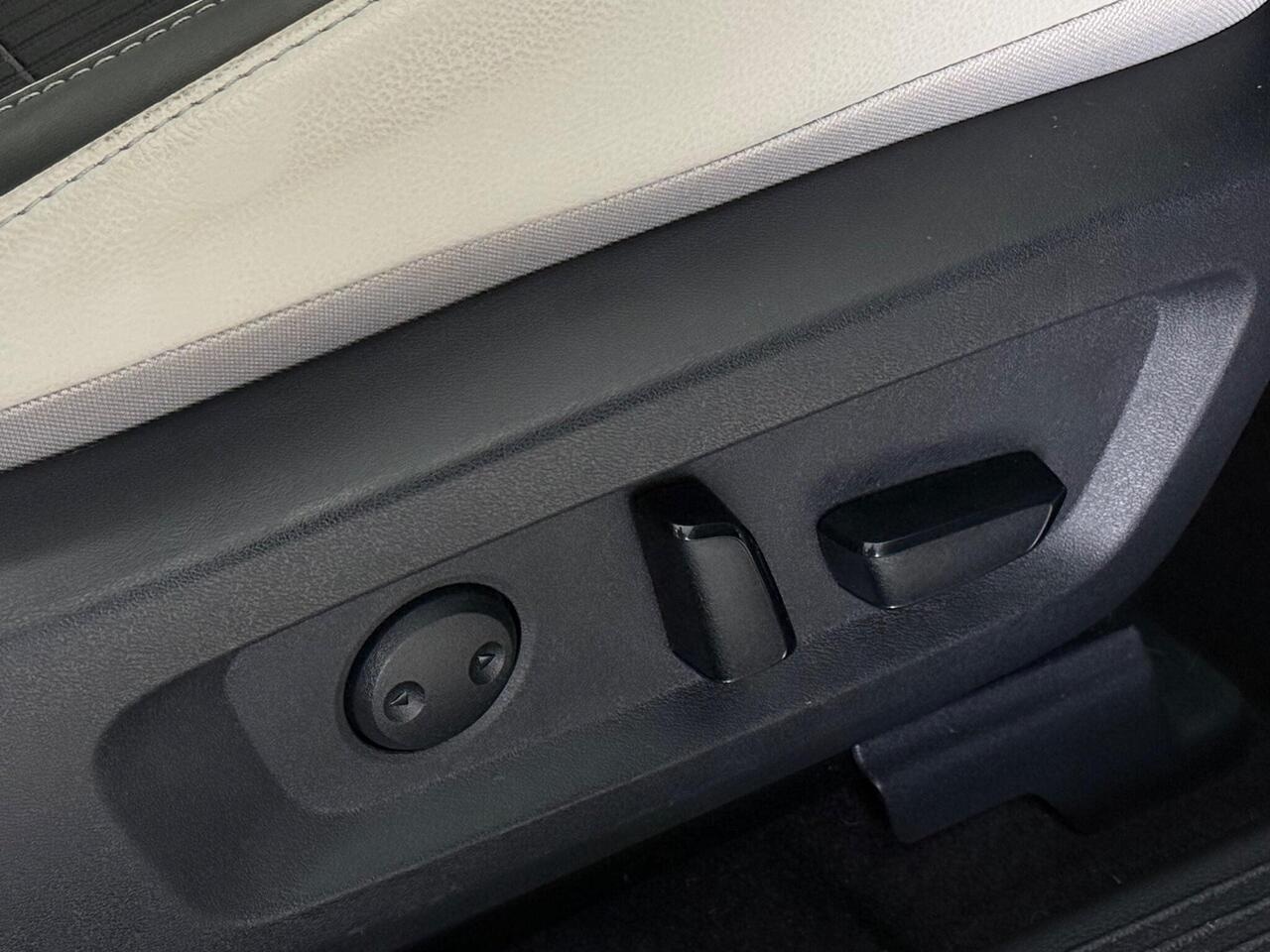 Nissan Qashqai thumbnail Misc Controls