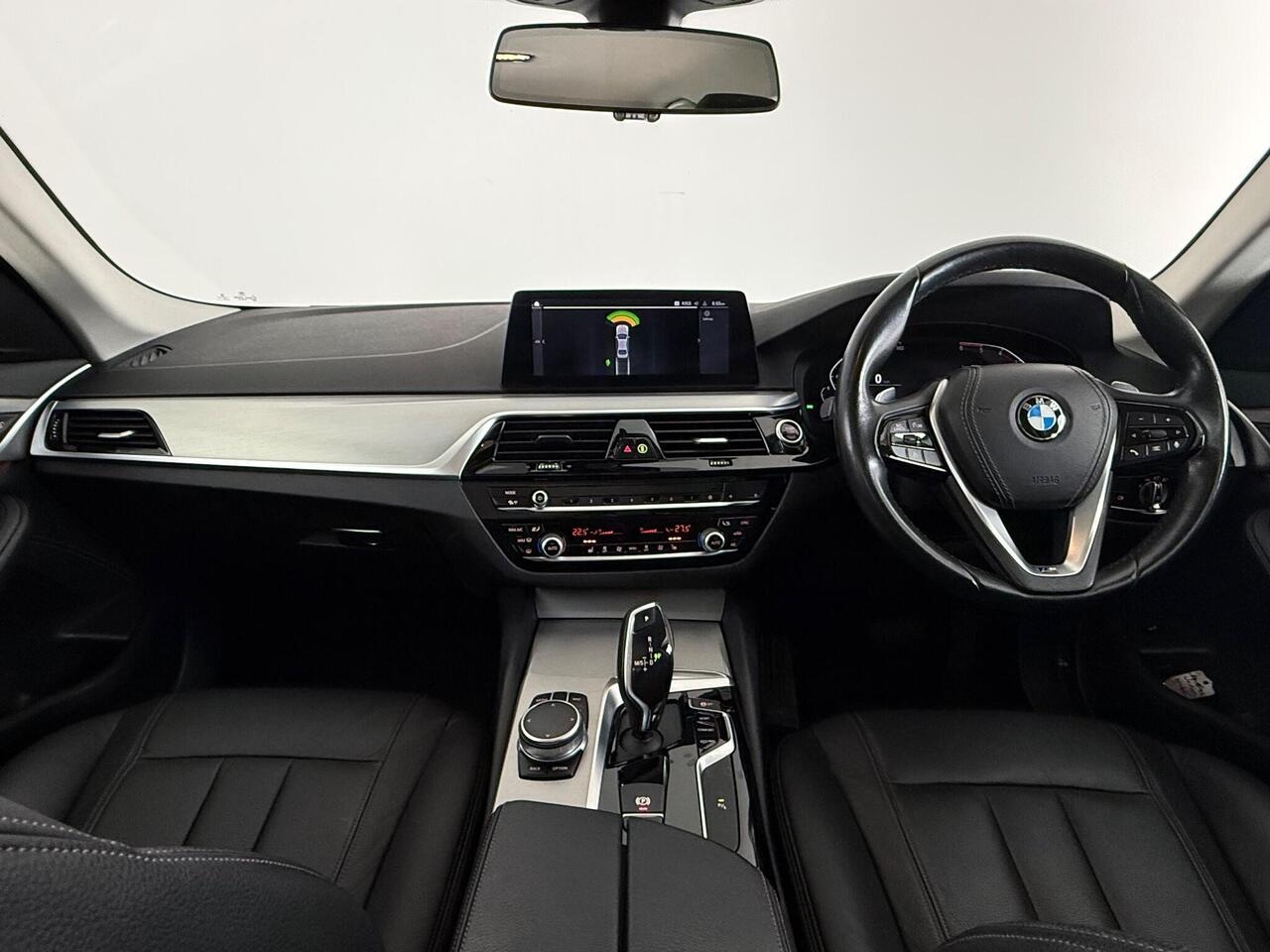 BMW 5 Series thumbnail Interior Front