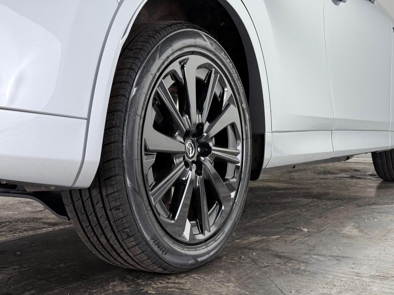 Mazda CX-60 thumbnail Wheel