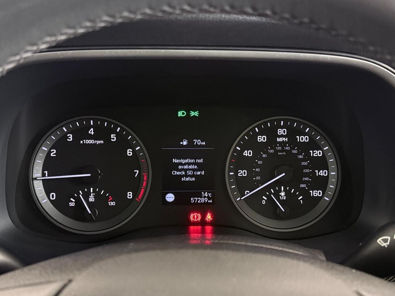 Hyundai TUCSON thumbnail Driver Instruments