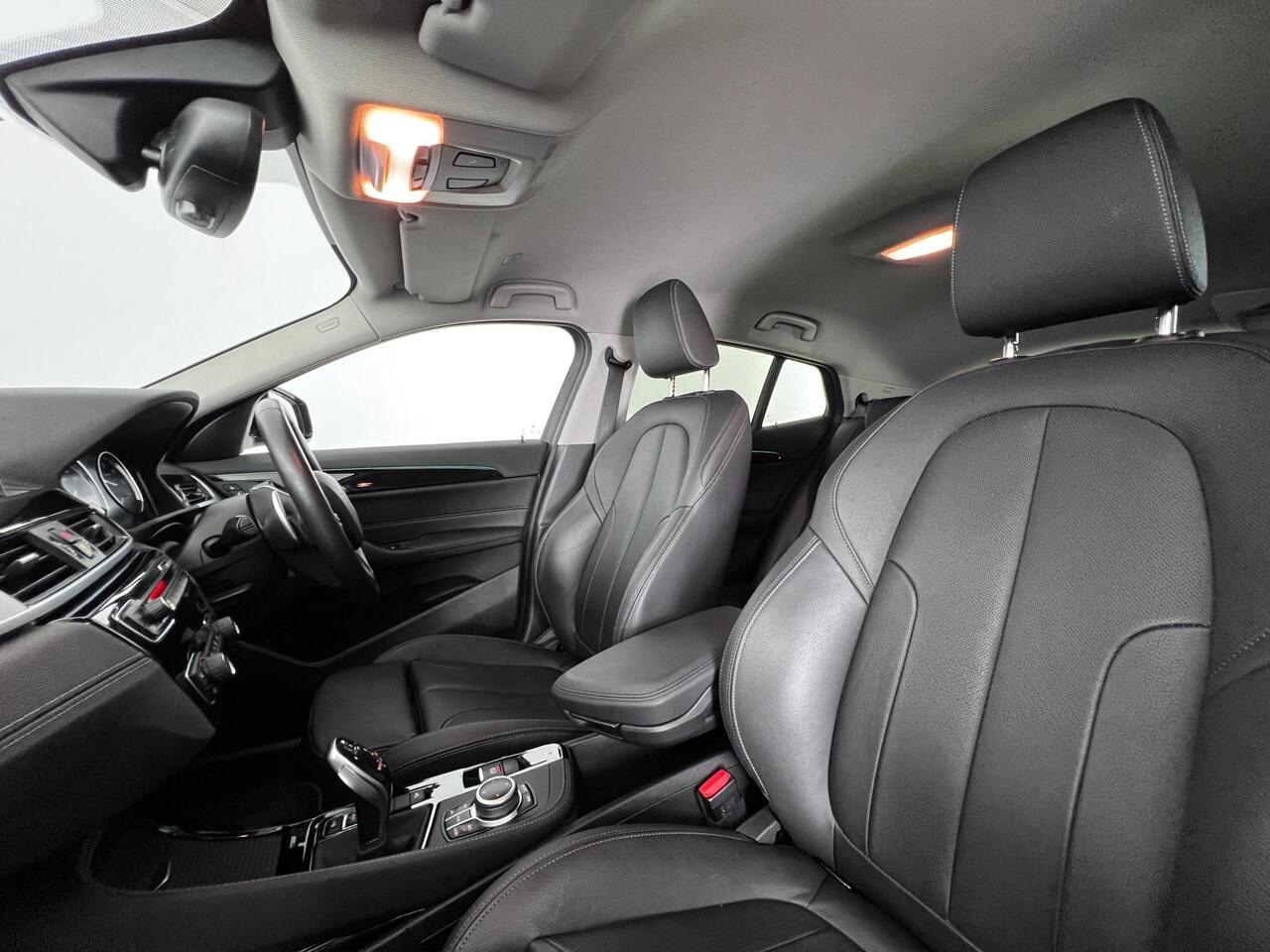 BMW X2 thumbnail Seat Front Passenger