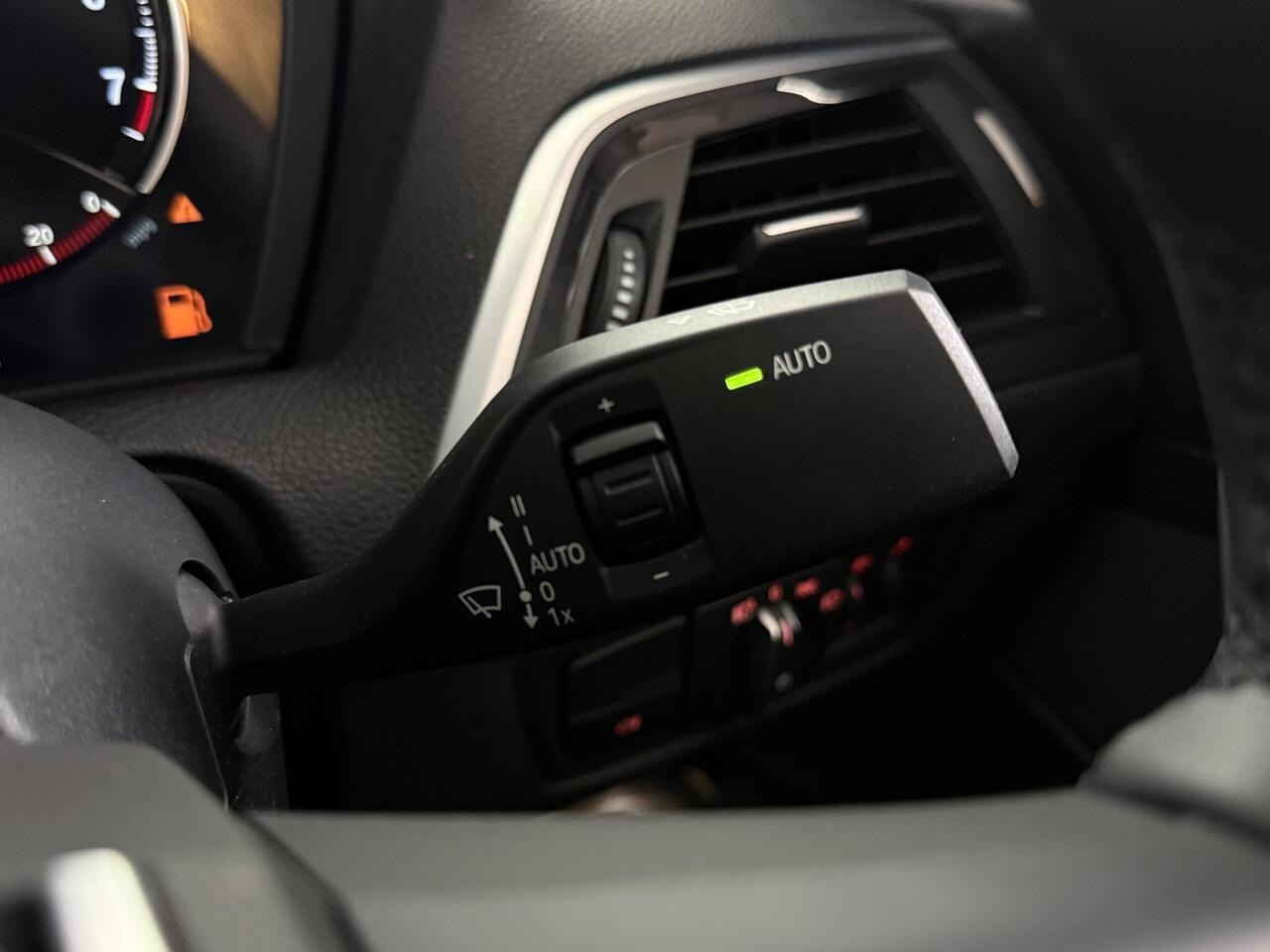 BMW 2 Series thumbnail Misc Controls