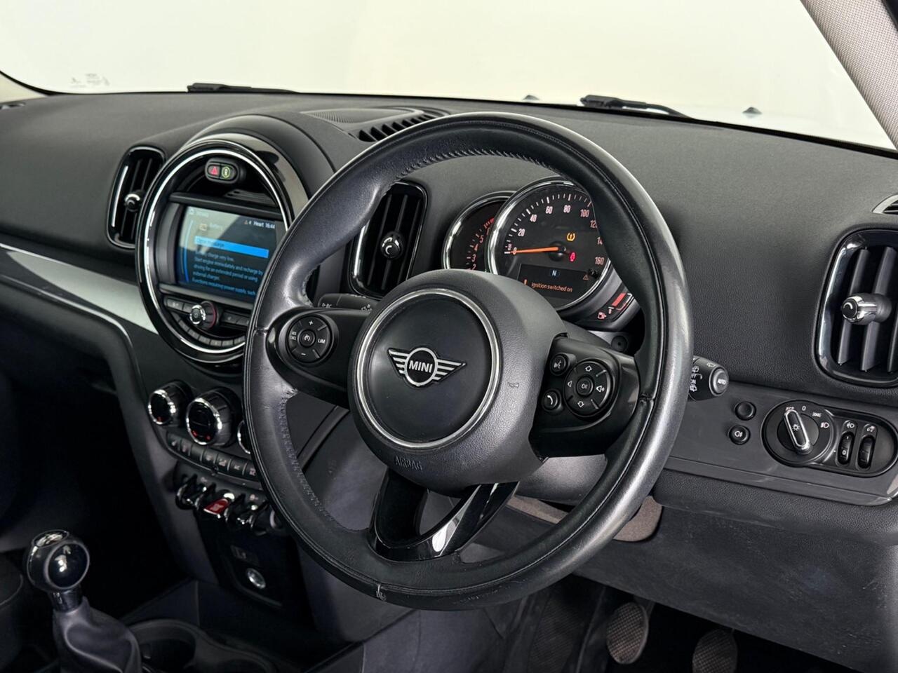 MINI Countryman thumbnail Steering Wheel