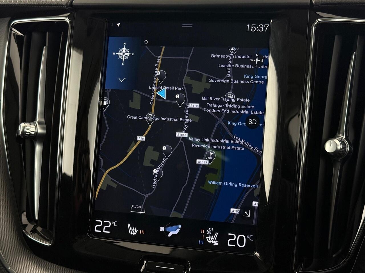 Volvo XC60 thumbnail Infotainment System