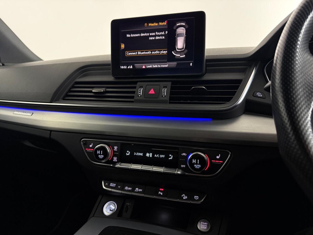 Audi Q5 thumbnail Infotainment System