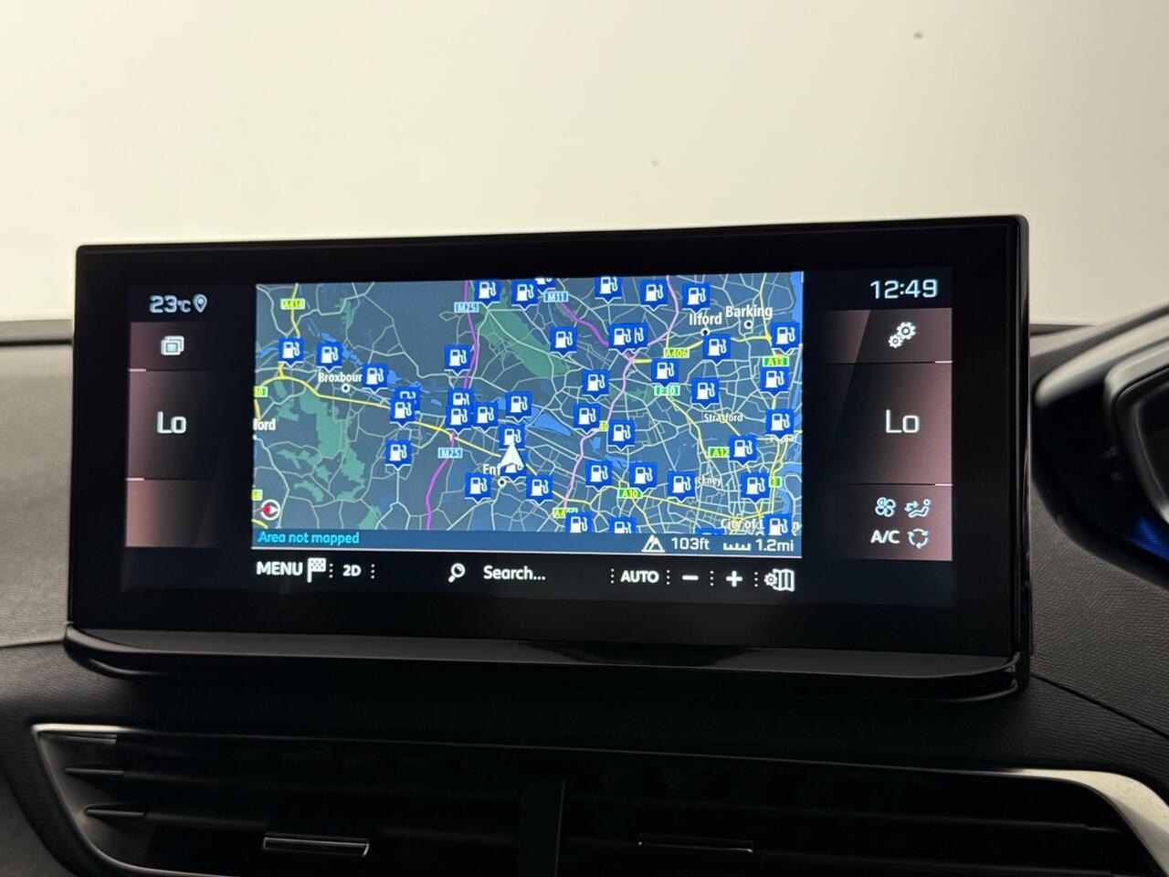 Peugeot 3008 thumbnail Infotainment System