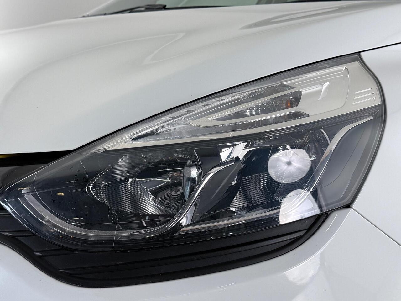 Renault Clio thumbnail Lights Front