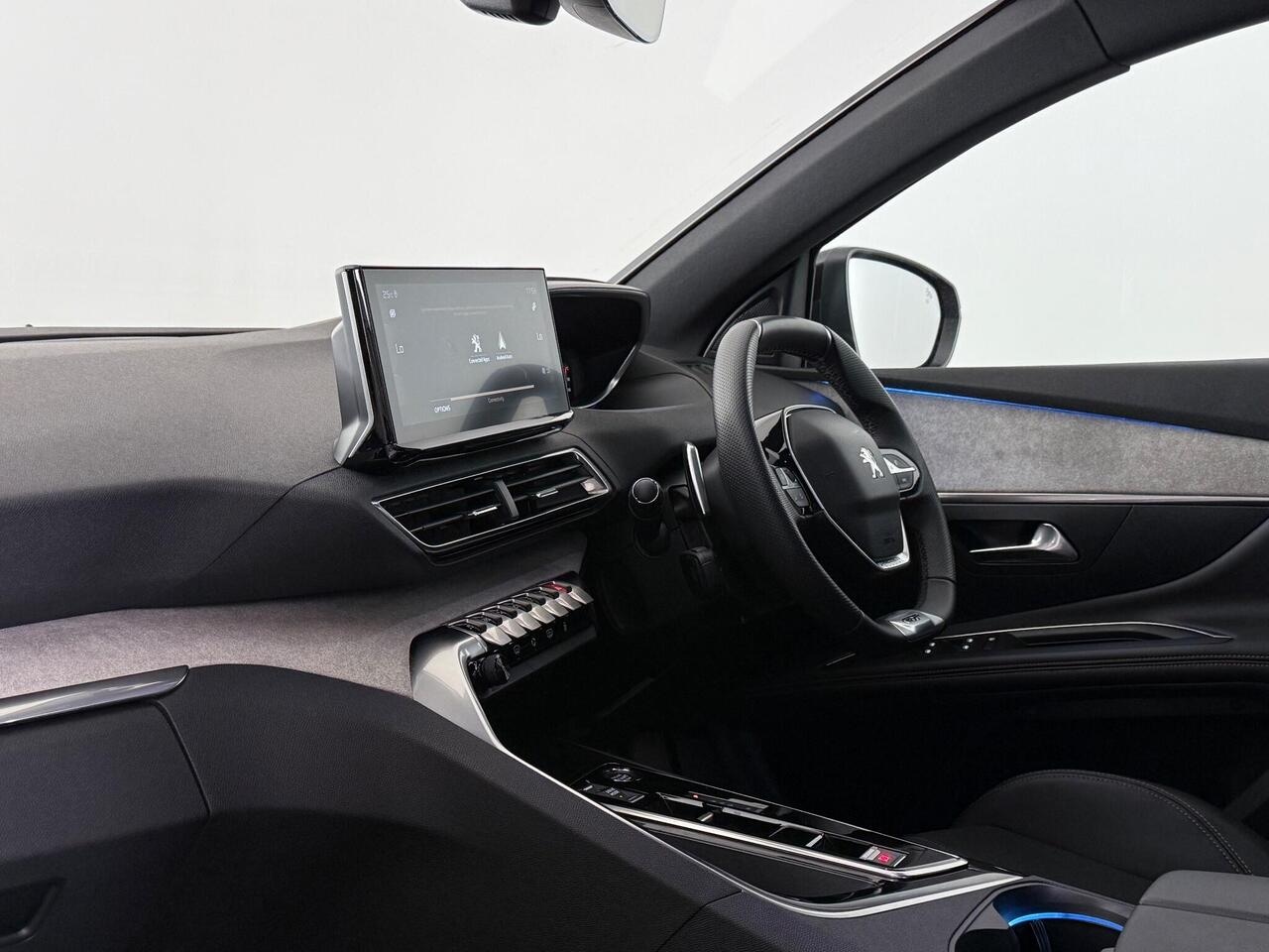 Peugeot 3008 thumbnail Interior Front