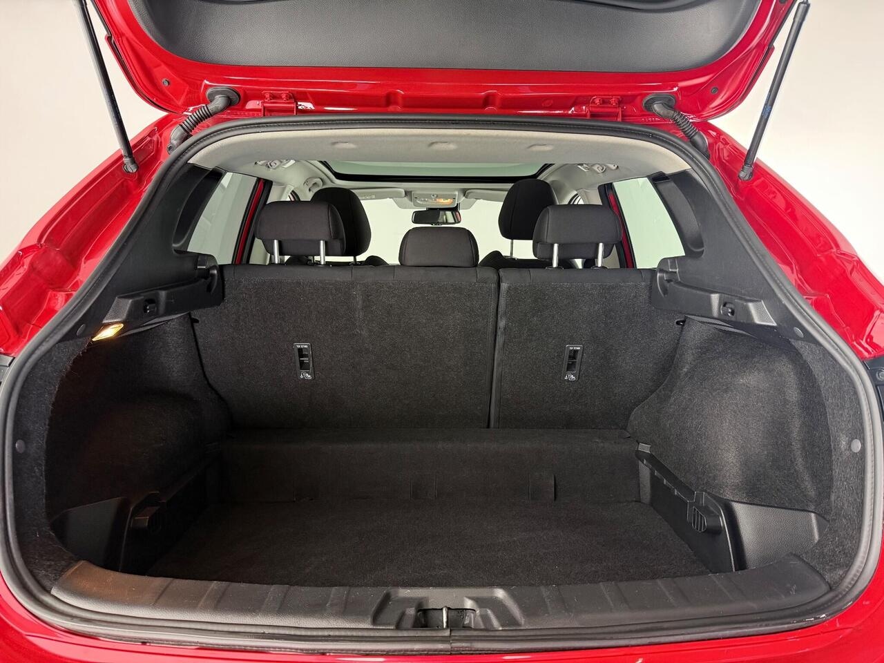 Nissan Qashqai thumbnail Boot