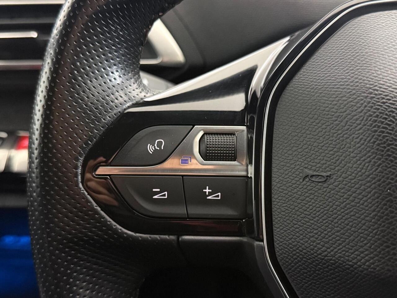 Peugeot 3008 thumbnail Misc Controls