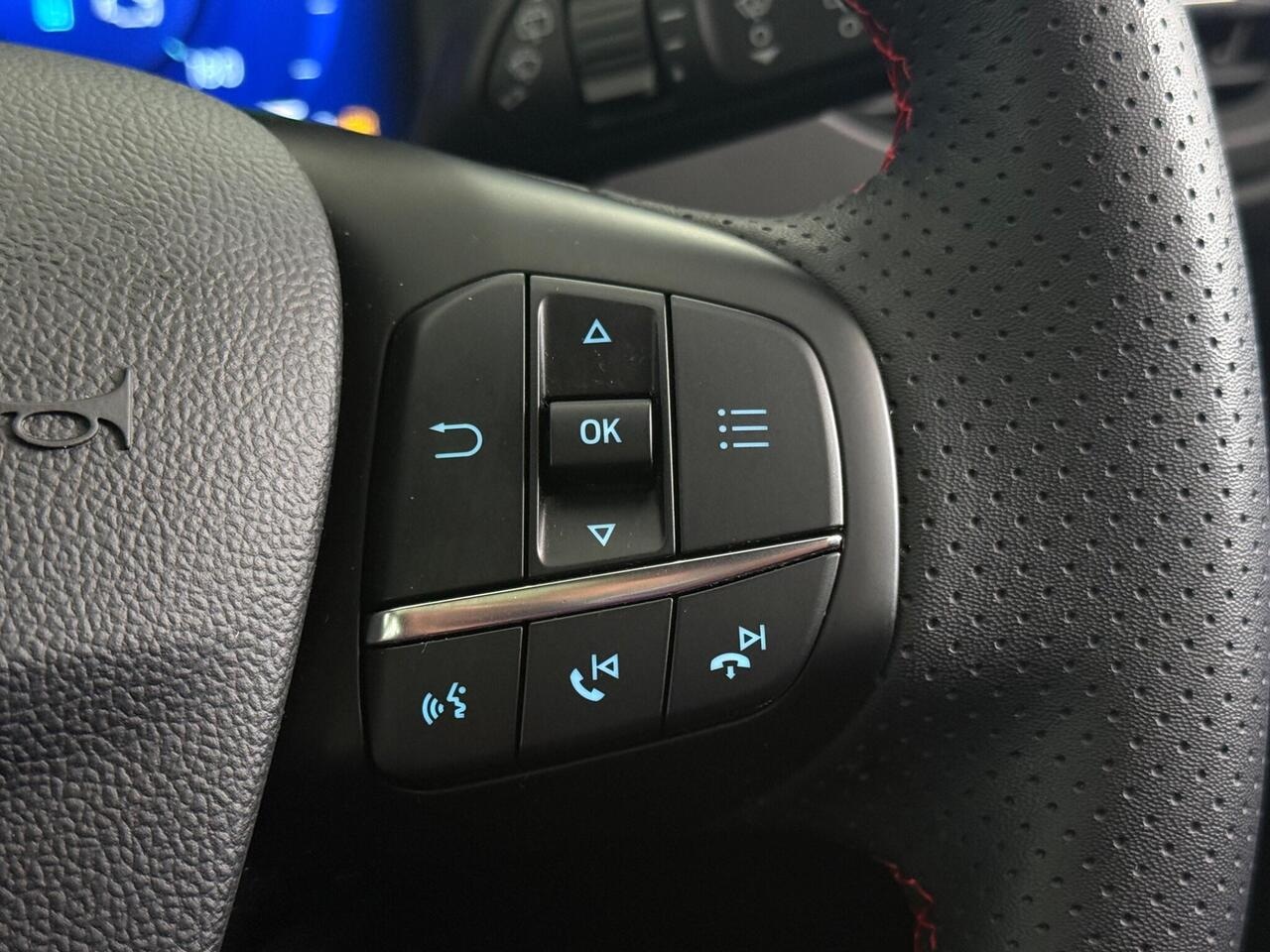 Ford Kuga thumbnail Misc Controls