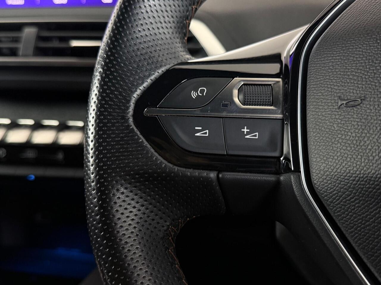 Peugeot 3008 thumbnail Misc Controls