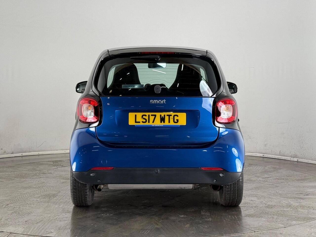 Smart fortwo thumbnail Rear