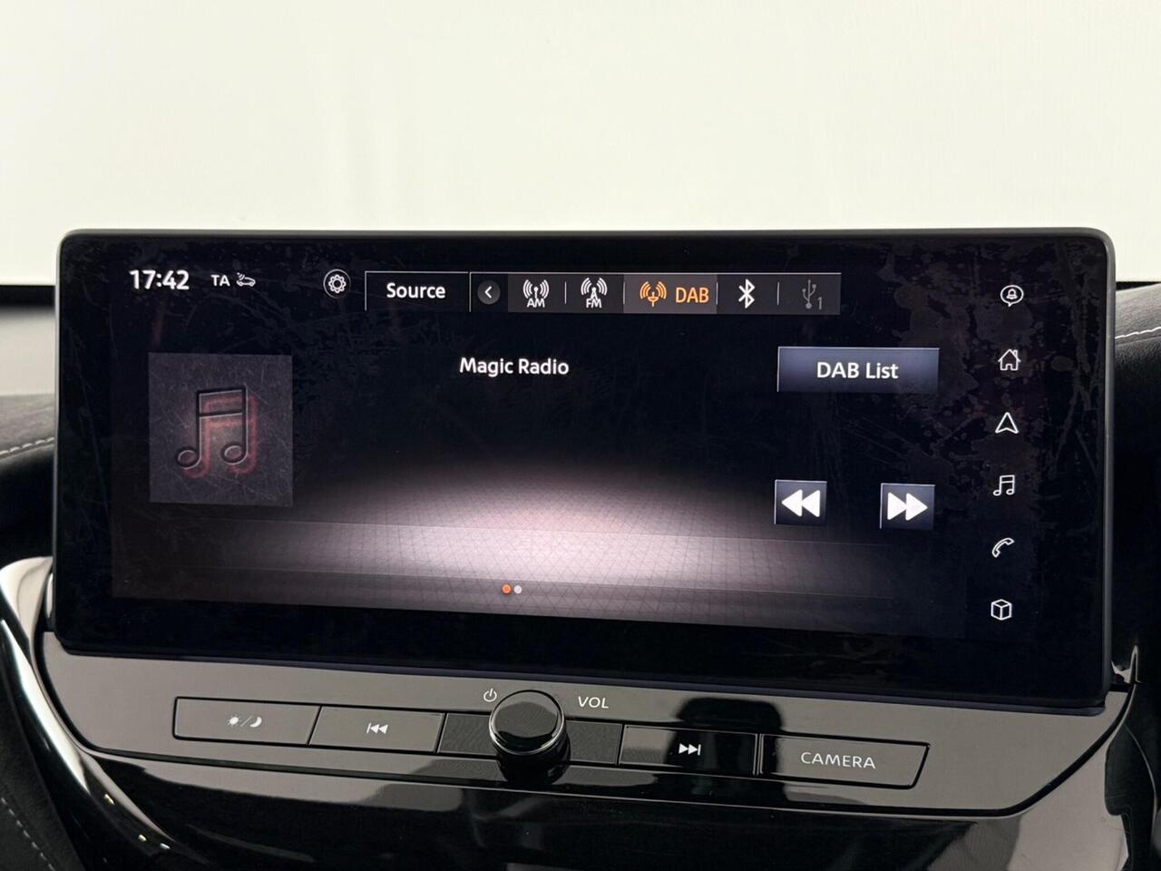Nissan Juke thumbnail Infotainment System