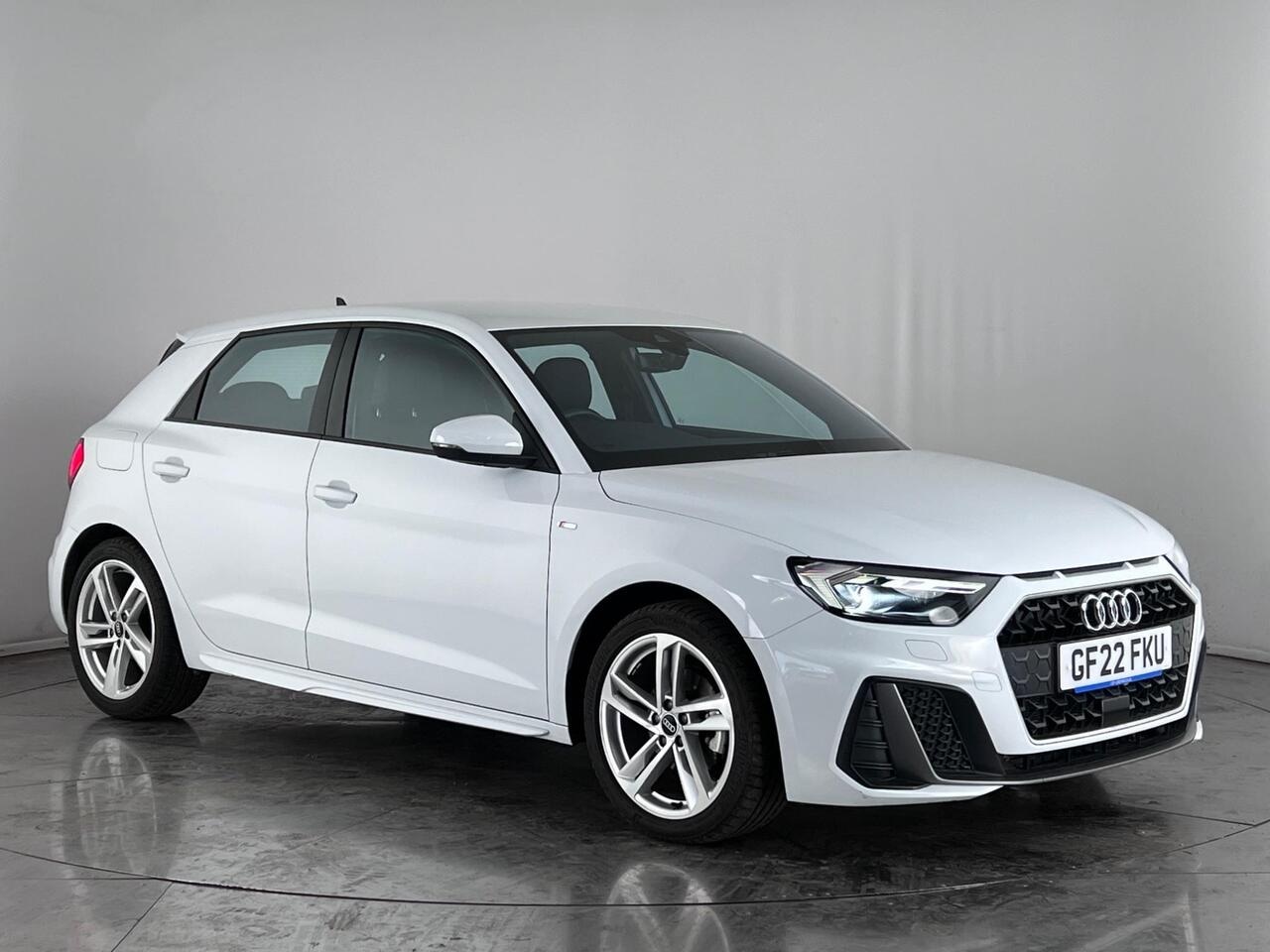 Audi A1 thumbnail Front Right