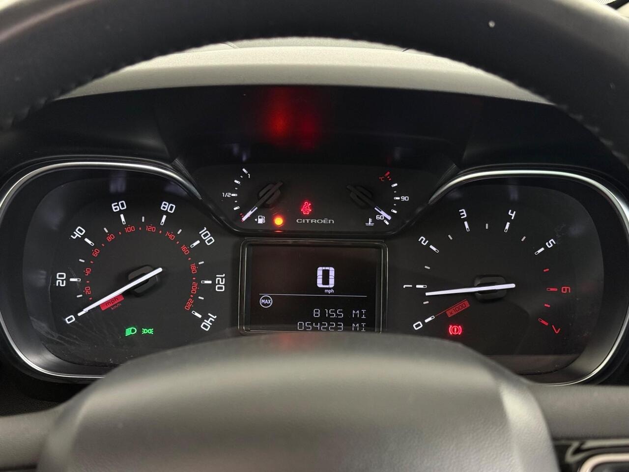 Citroen C3 Aircross thumbnail Driver Instruments
