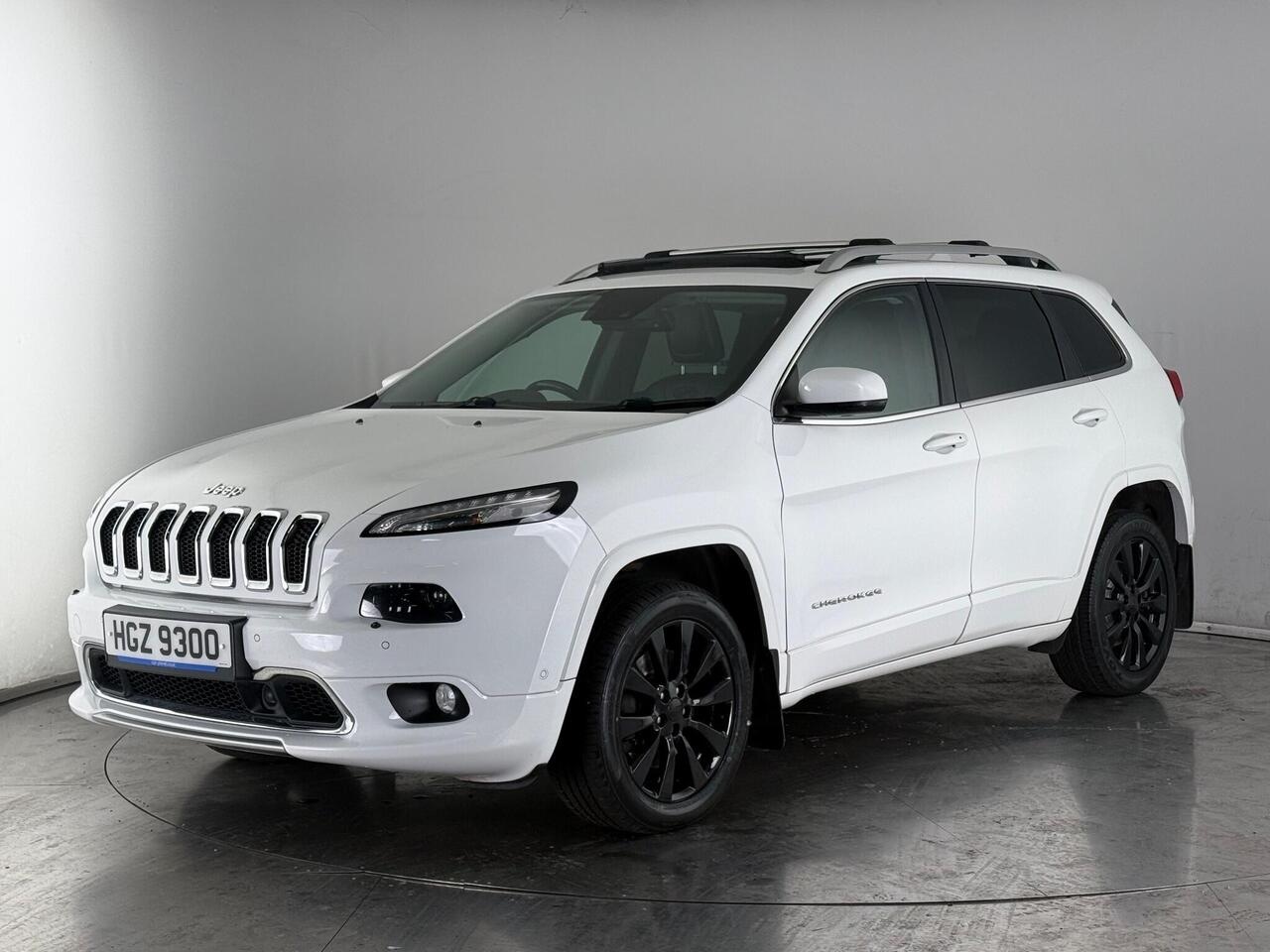 Jeep Cherokee thumbnail Front Left