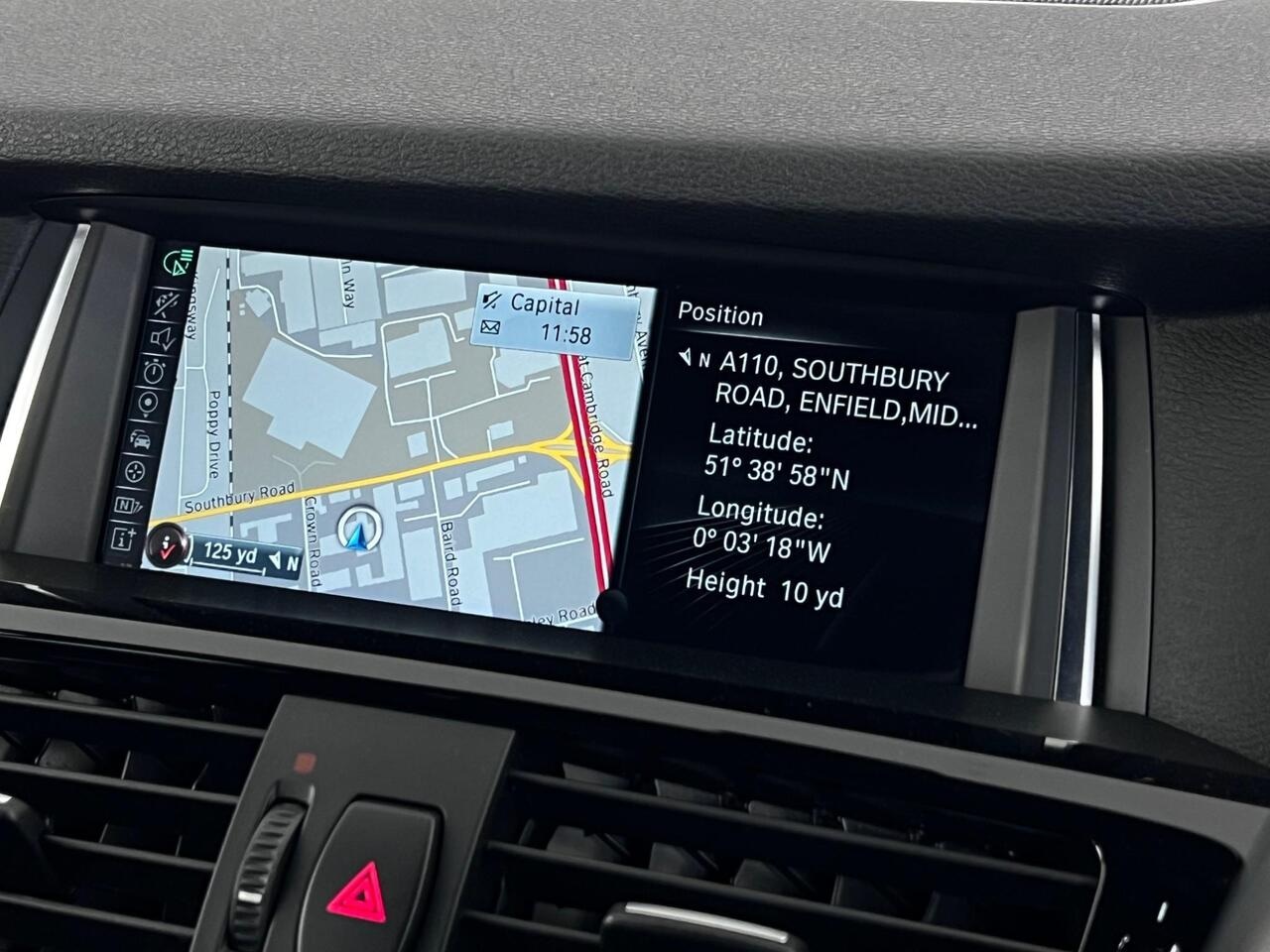 BMW X3 thumbnail Infotainment System