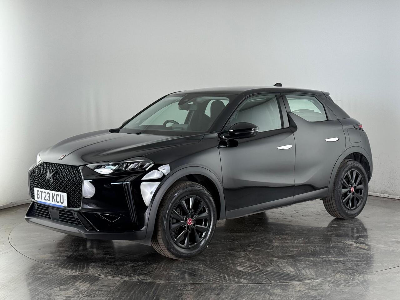 DS AUTOMOBILES DS 3 thumbnail Front Left