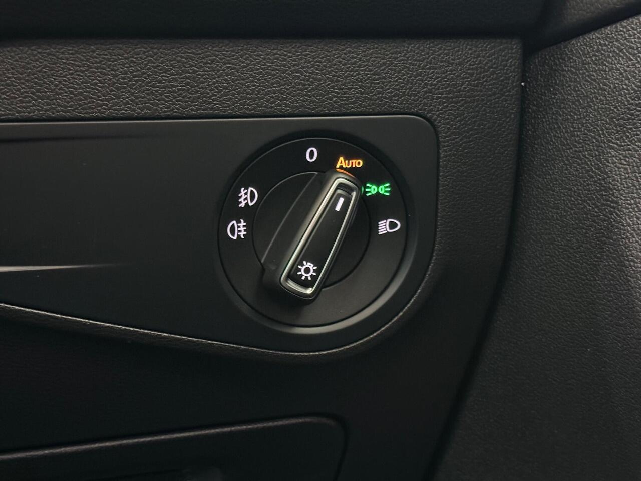 Volkswagen Tiguan thumbnail Misc Controls