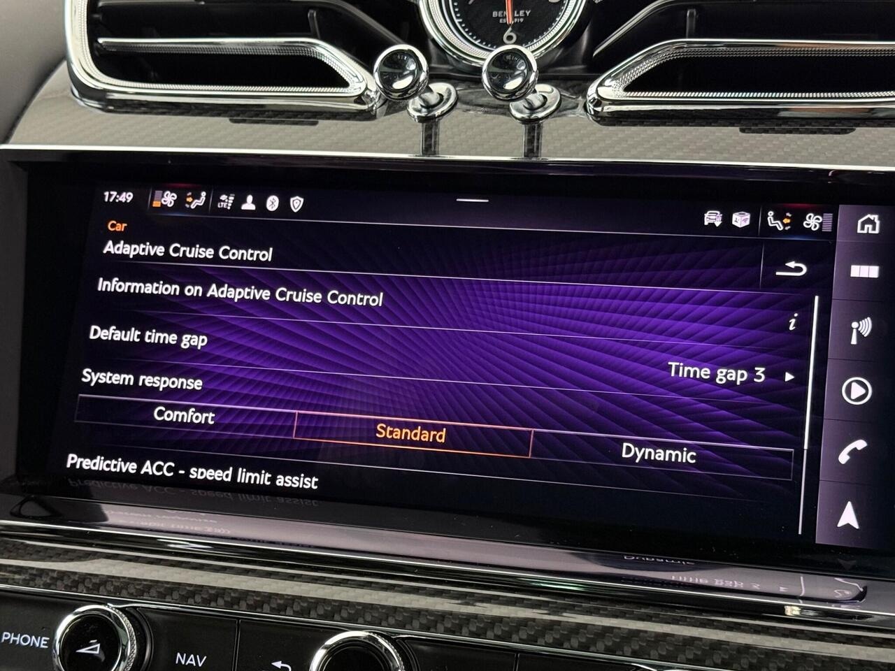 Bentley Bentayga thumbnail Infotainment System