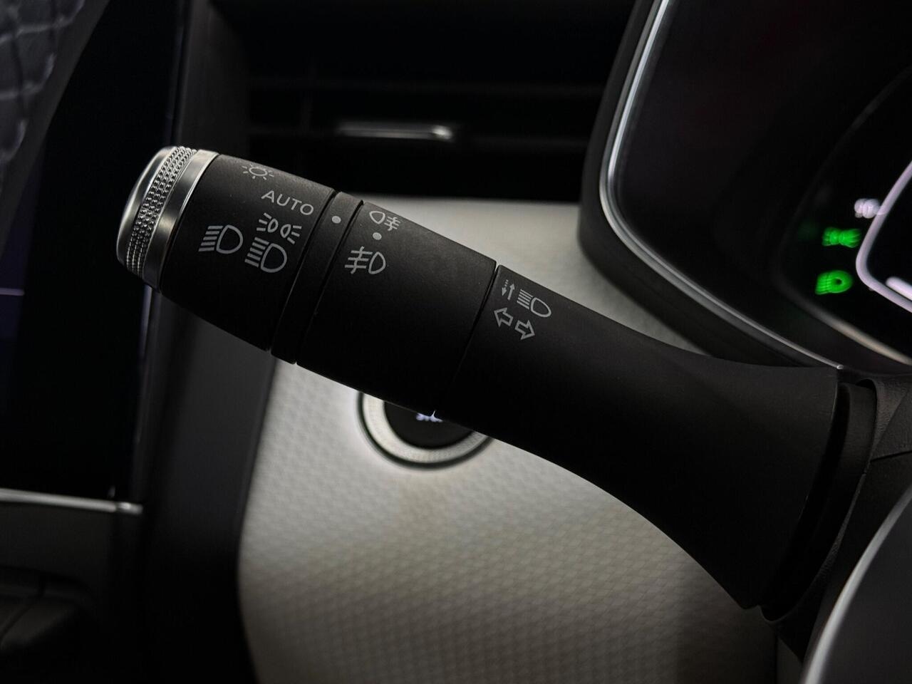 Renault Clio thumbnail Misc Controls