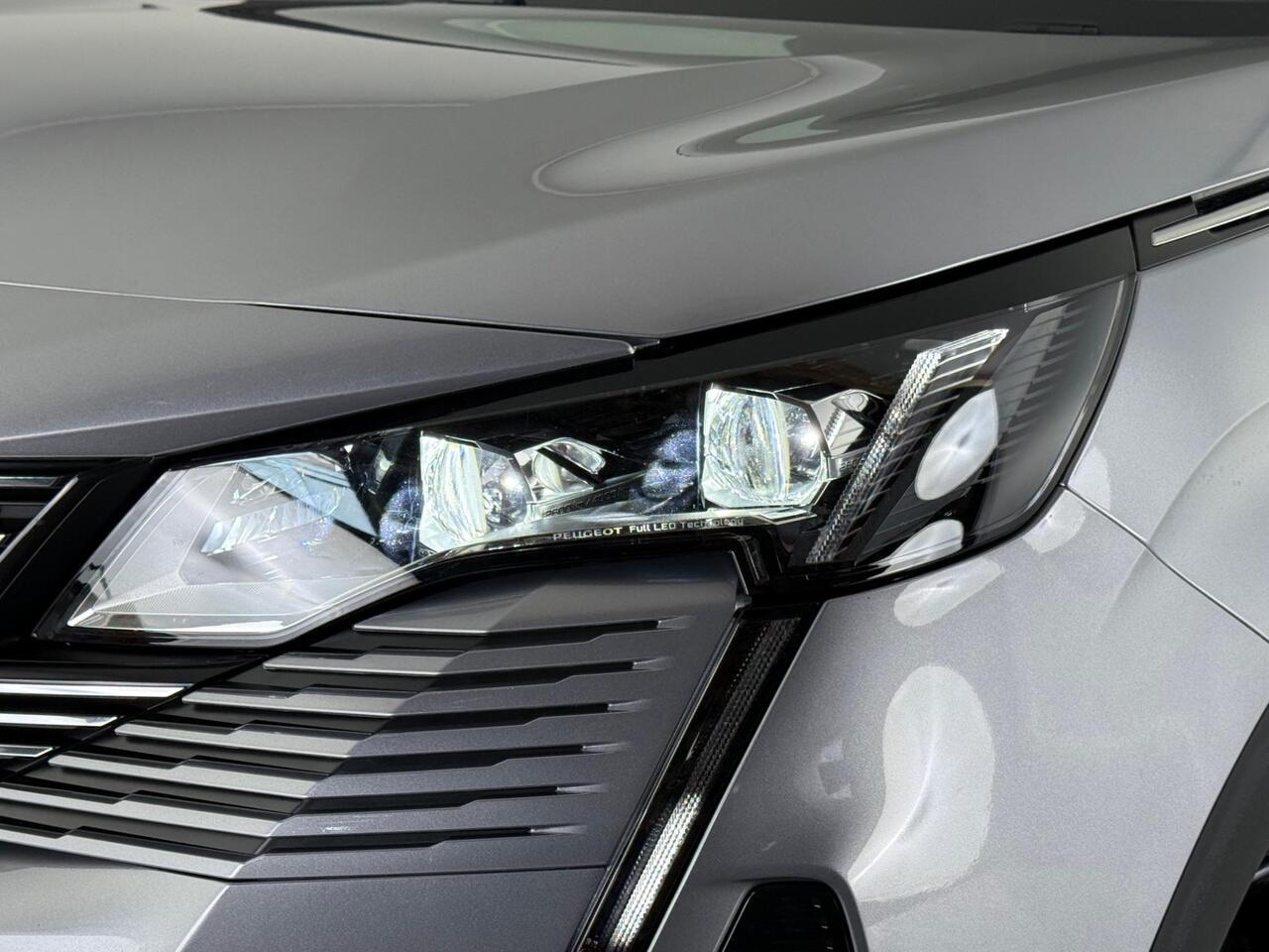 Peugeot 3008 thumbnail Lights Front