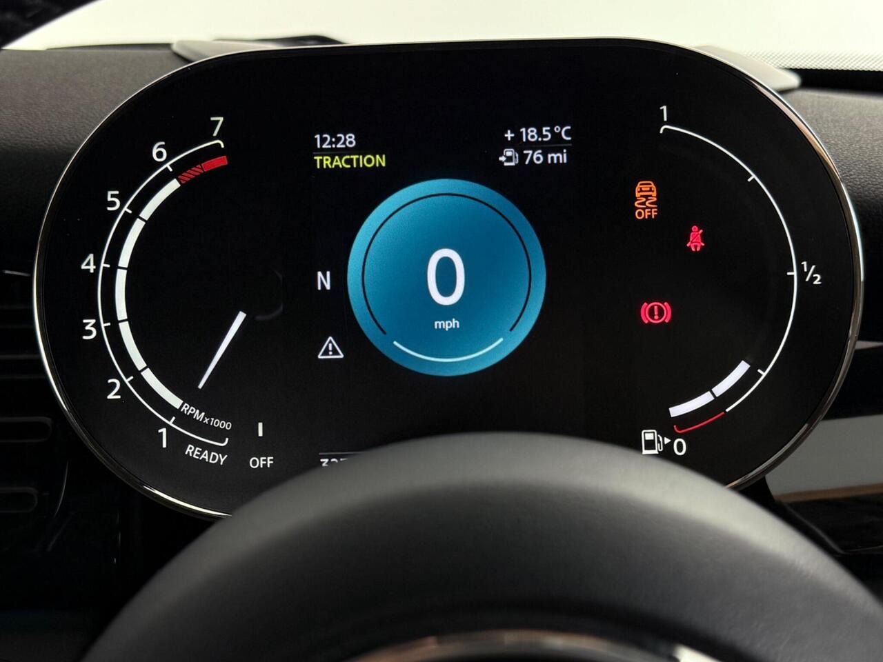 MINI Convertible thumbnail Driver Instruments