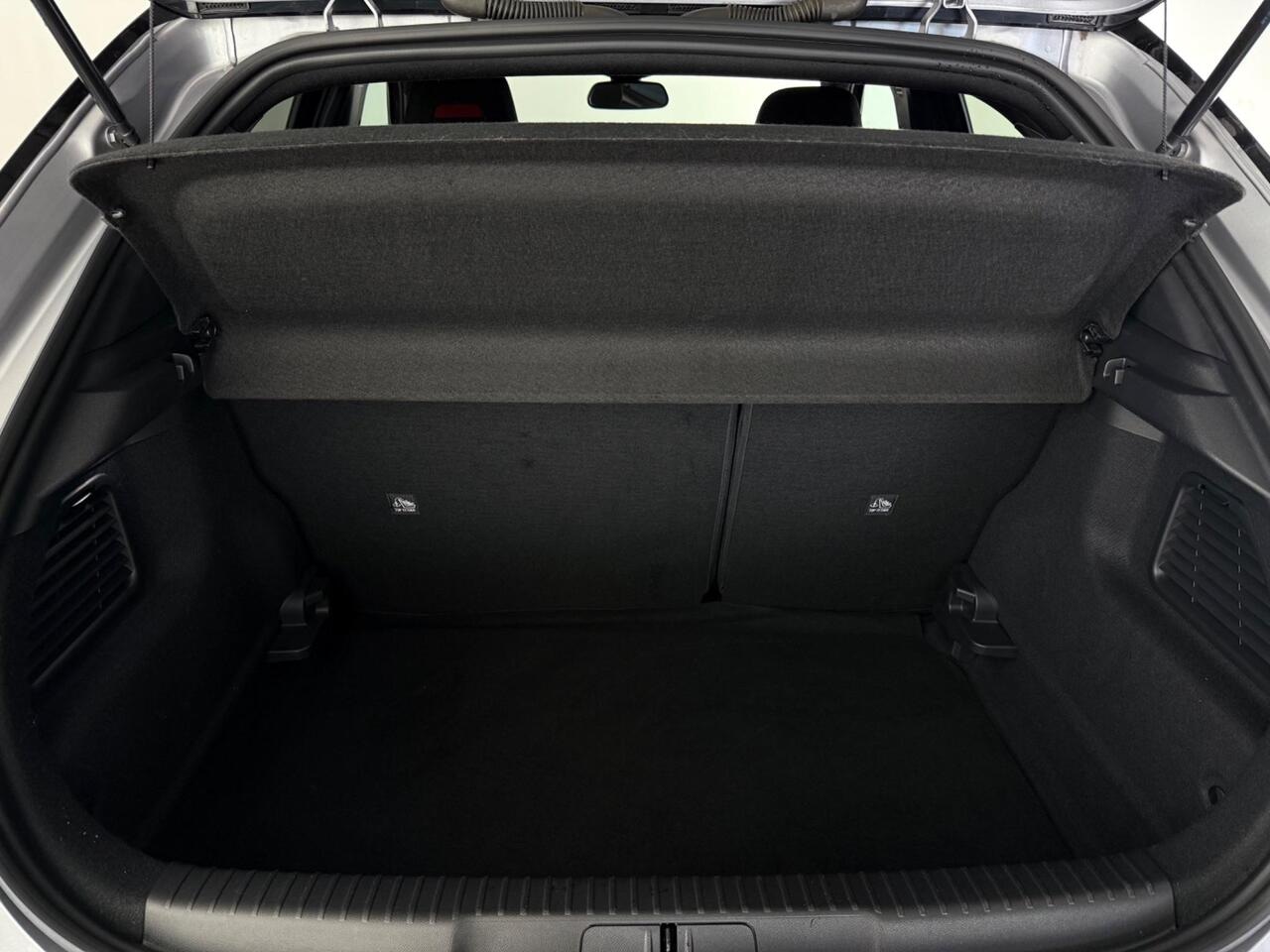 Vauxhall Mokka thumbnail Boot