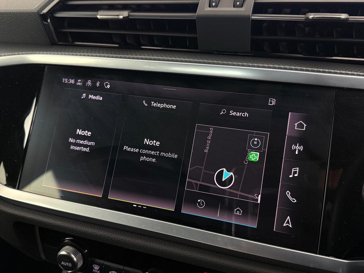 Audi Q3 thumbnail Infotainment System