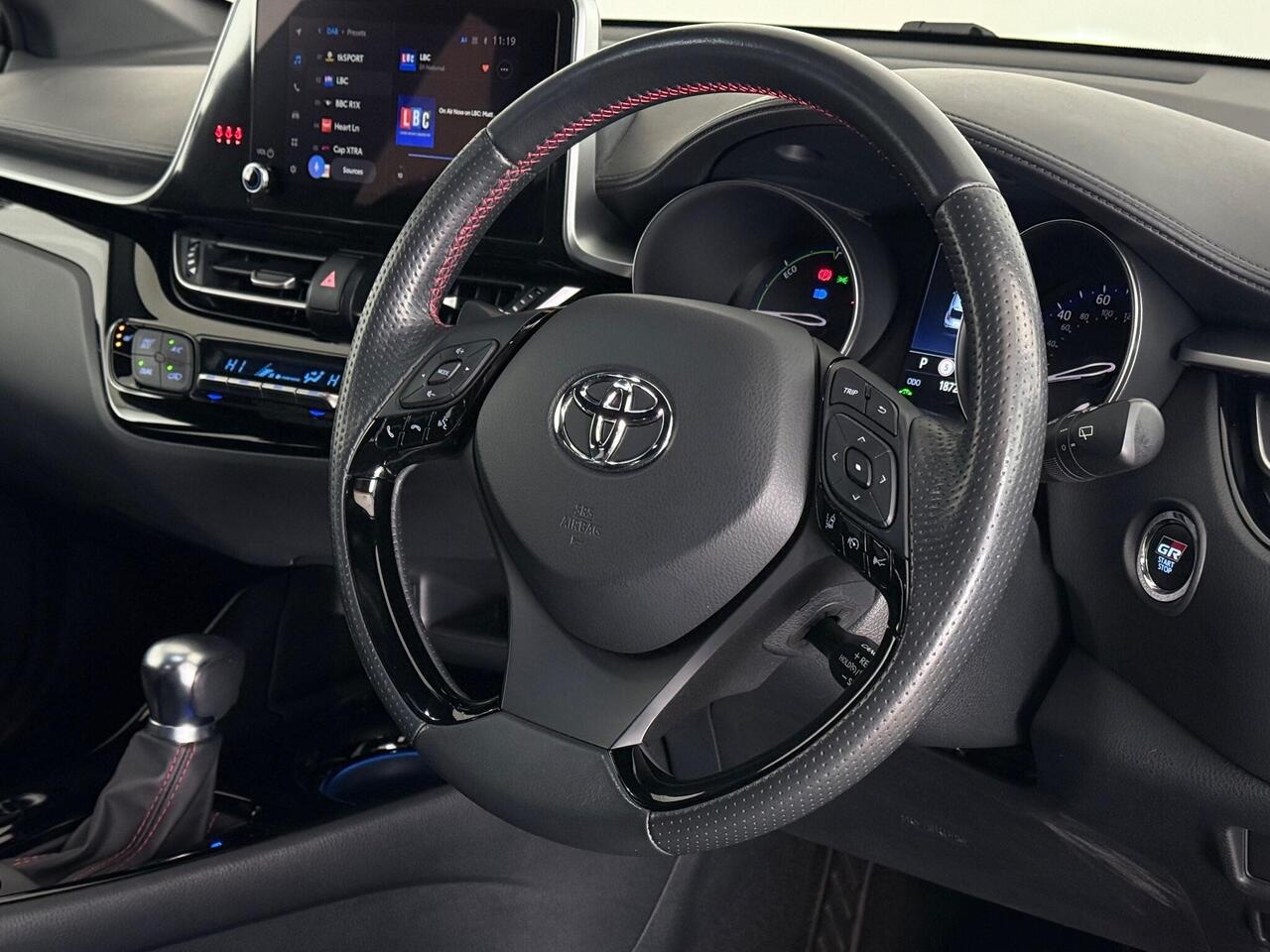 Toyota C-HR thumbnail Steering Wheel