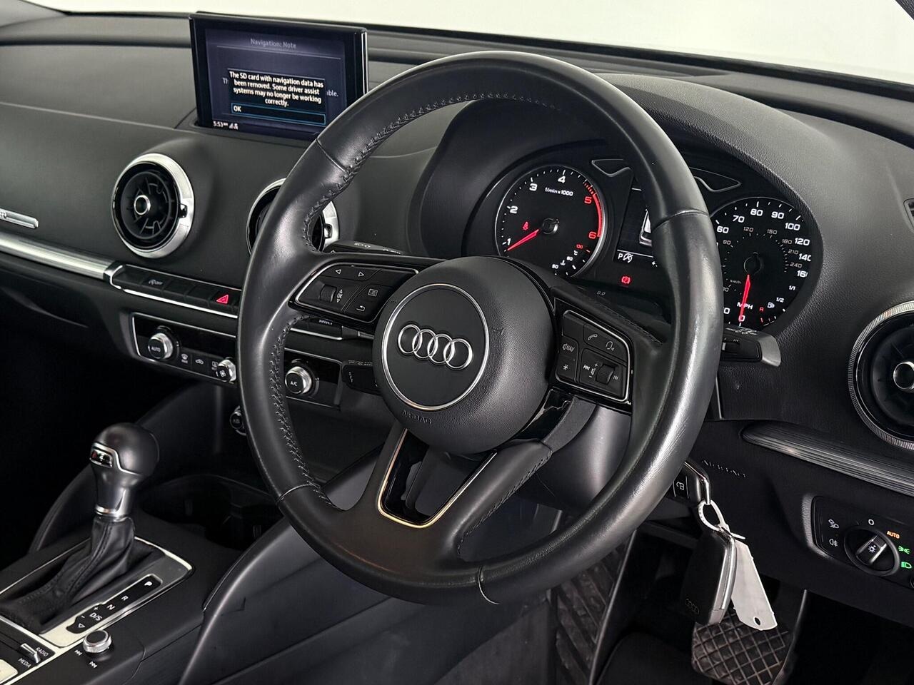 Audi A3 thumbnail Steering Wheel