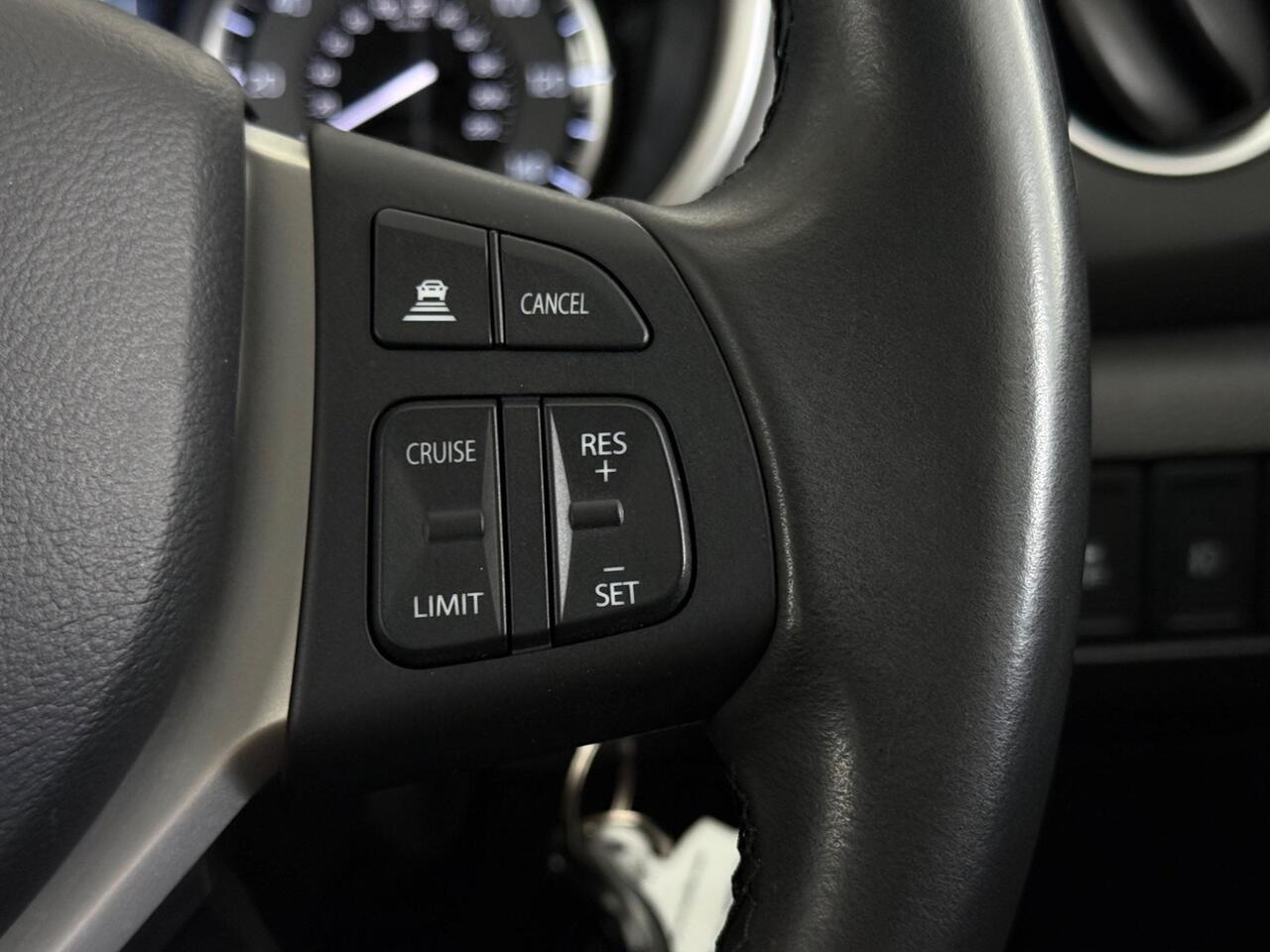 Suzuki Vitara thumbnail Misc Controls