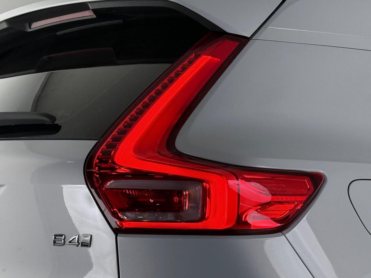 Volvo XC40 thumbnail Lights Rear