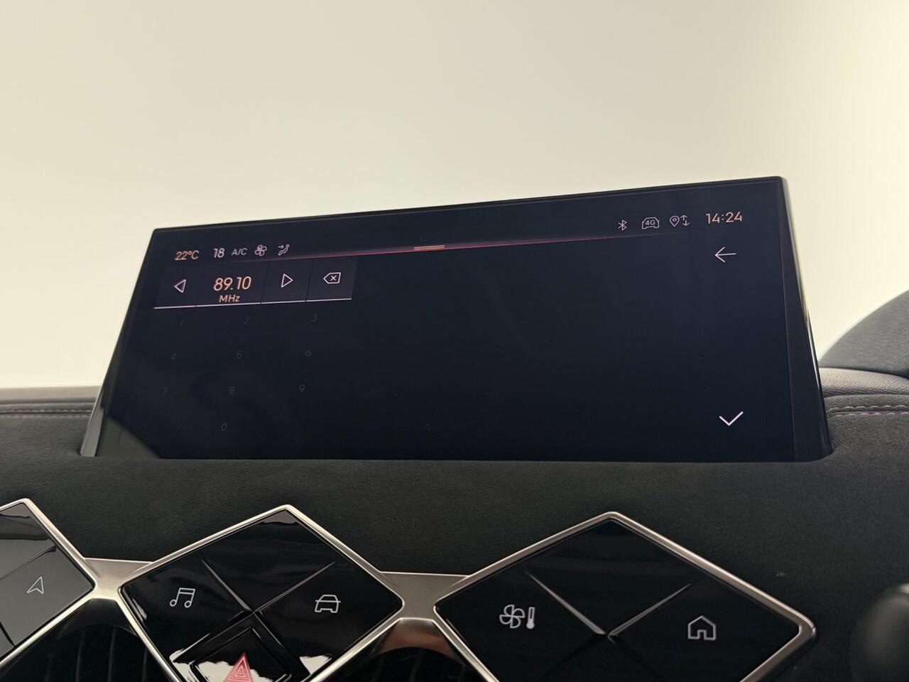 DS AUTOMOBILES DS 3 thumbnail Infotainment System